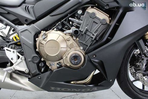 Honda CBR 400R 2019 - фото 19