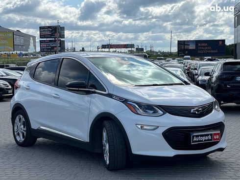 Chevrolet Bolt 2020 белый - фото 3