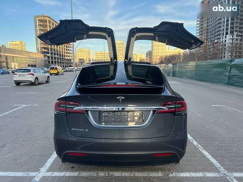 Tesla Model X 2018 - фото 5