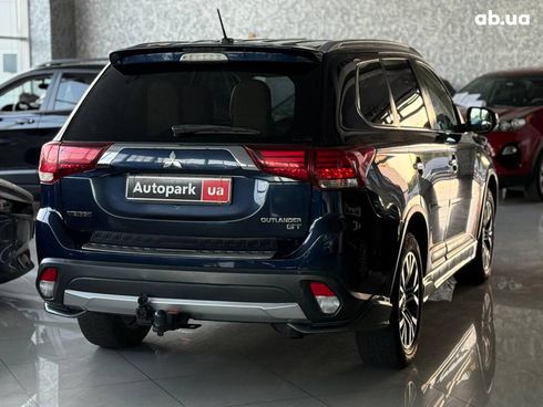 Mitsubishi Outlander 2016 синий - фото 8