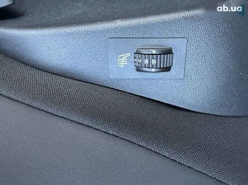 Peugeot 2008 2015 - фото 19