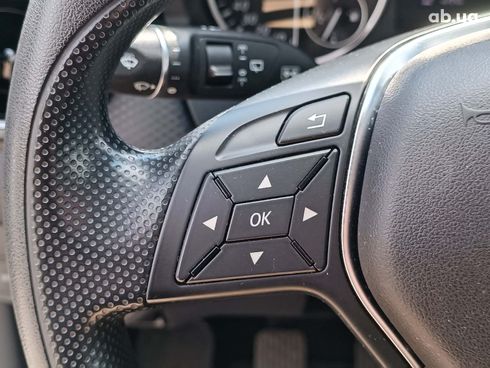 Mercedes-Benz A-Класс 2013 белый - фото 18