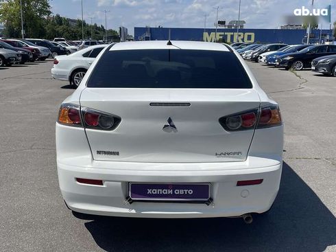 Mitsubishi Lancer 2014 - фото 8