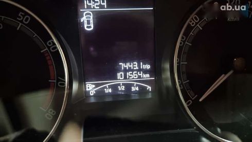 Skoda Fabia 2020 - фото 11