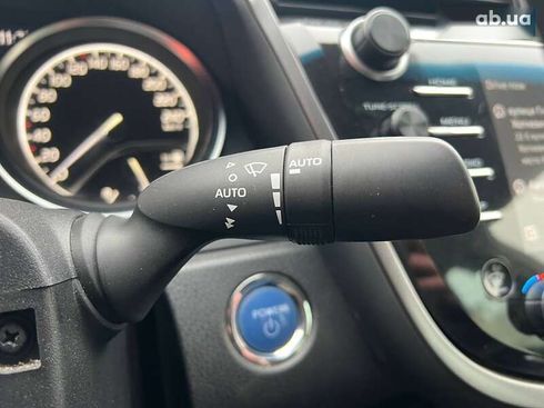 Toyota Camry 2019 - фото 24