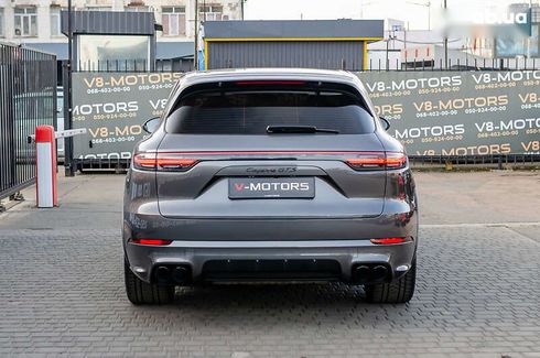 Porsche Cayenne 2021 - фото 10