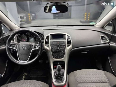Opel Astra 2013 - фото 10