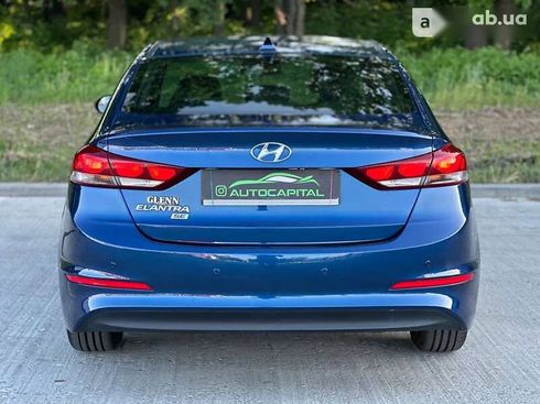 Hyundai Elantra 2016 - фото 8