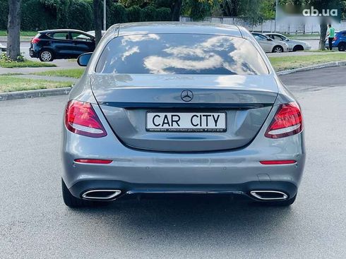 Mercedes-Benz E-Класс 2016 - фото 5