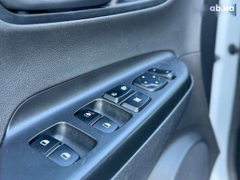 Hyundai Kona 2020 - фото 28