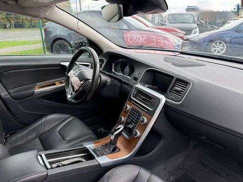 Volvo S60 2015 - фото 9