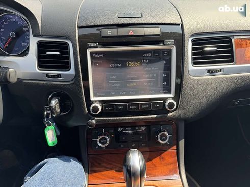 Volkswagen Touareg 2012 - фото 26