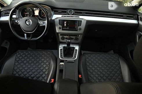 Volkswagen Passat 2016 - фото 22