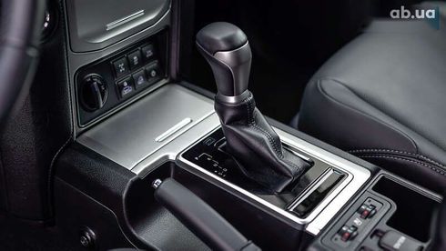 Toyota Land Cruiser Prado 2023 - фото 28
