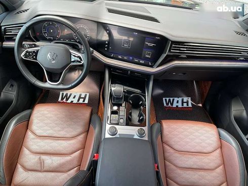 Volkswagen Touareg 2022 - фото 20