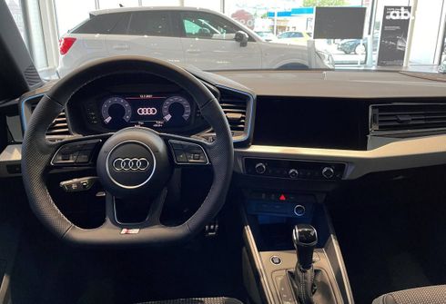 Audi A1 2021 белый - фото 9