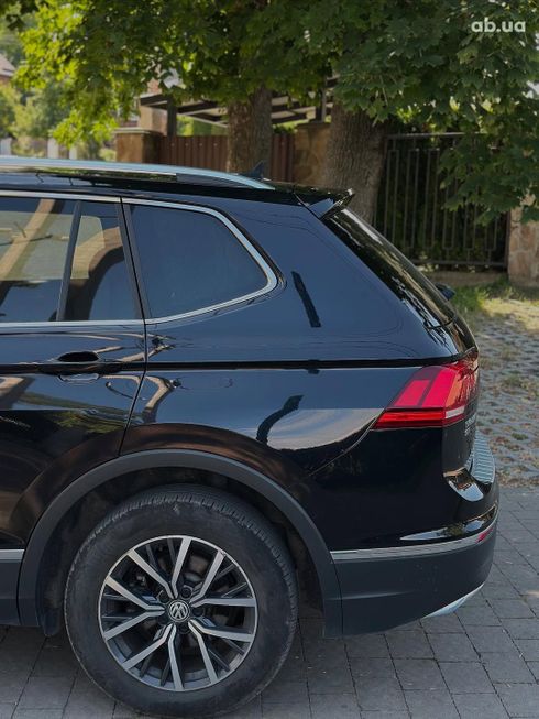 Volkswagen Tiguan Allspace 2019 черный - фото 4