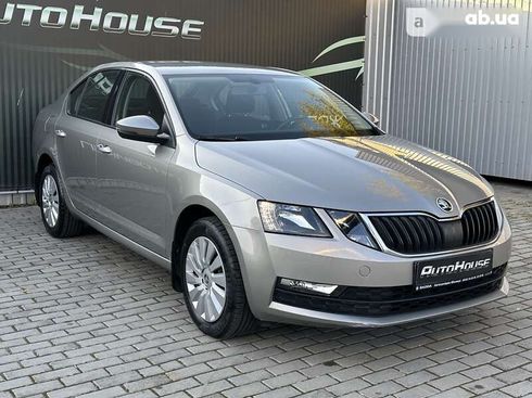 Skoda Octavia 2017 - фото 7