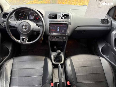 Volkswagen Polo 2013 синий - фото 16