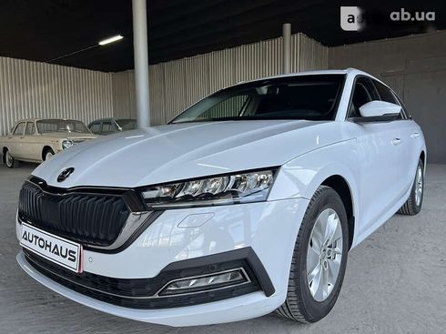 Skoda Octavia 2020 - фото 2