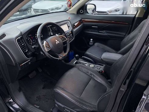 Mitsubishi Outlander 2015 - фото 10