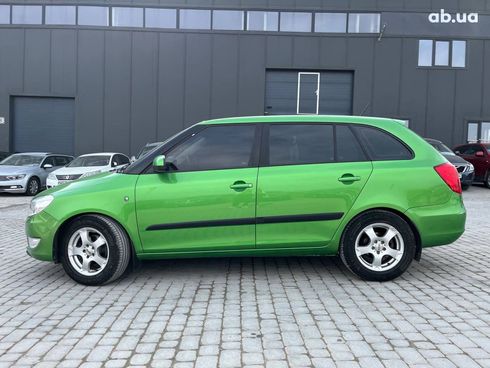 Skoda Fabia 2013 зеленый - фото 23