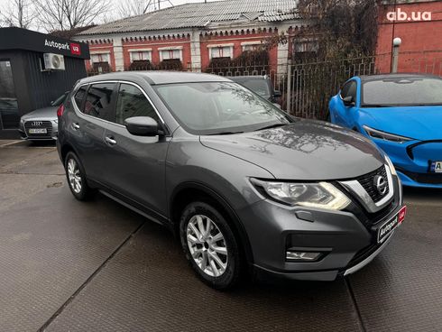 Nissan X-Trail 2017 серый - фото 7