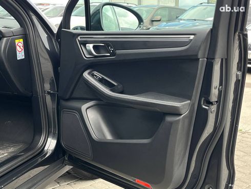 Porsche Macan 2020 серый - фото 3