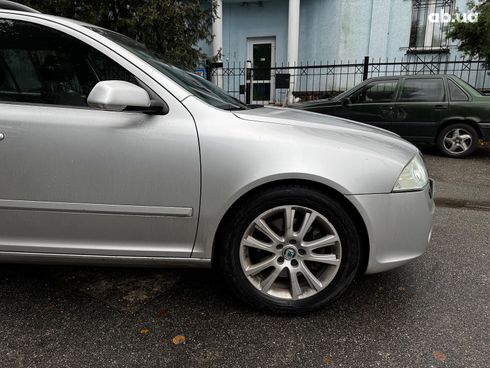 Skoda Octavia 2006 серый - фото 6