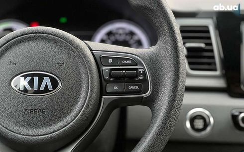 Kia Niro 2017 - фото 12