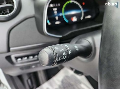 Renault Zoe 2021 - фото 24