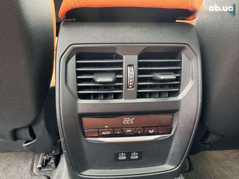BMW M3 2021 - фото 14