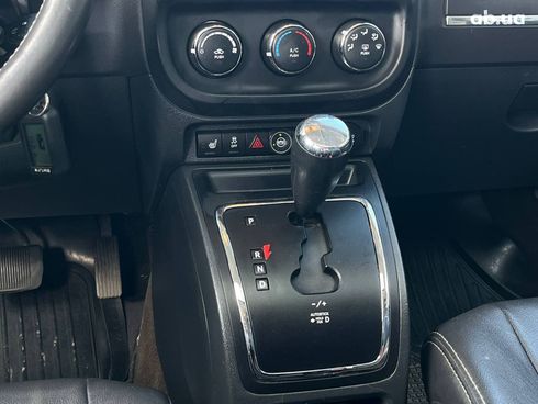 Jeep Patriot 2014 белый - фото 28