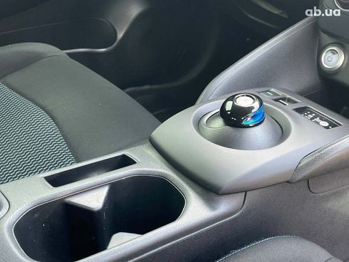 Nissan Leaf 2021 белый - фото 16