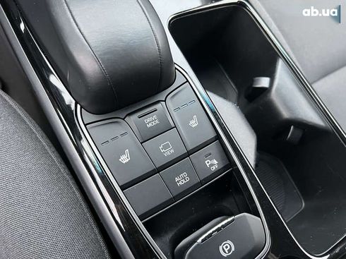 Hyundai Ioniq 2019 - фото 18