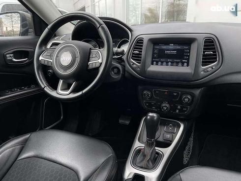 Jeep Compass 2019 - фото 10