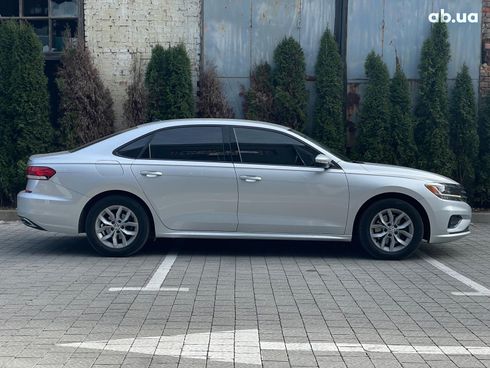 Volkswagen passat b8 2019 серый - фото 20