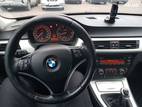 BMW 3 серия 2008 фиолетовый - фото 11