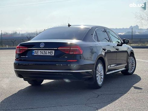 Volkswagen Passat 2016 - фото 9