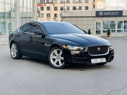 Jaguar XE 2016 - фото 8