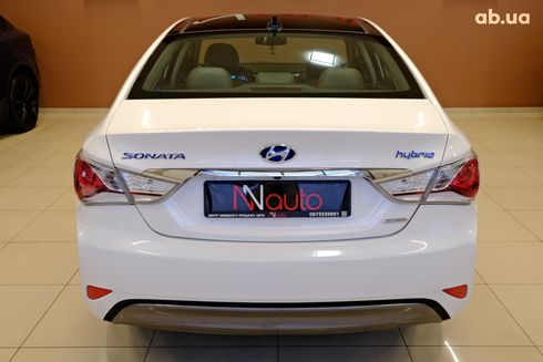 Hyundai Sonata 2014 белый - фото 9