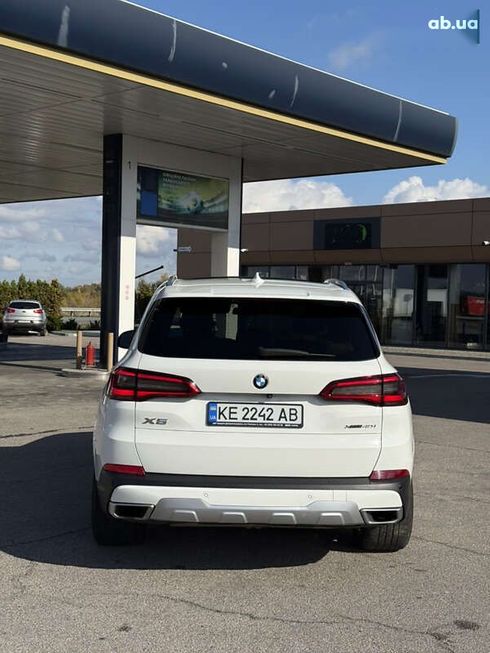 BMW X5 2018 - фото 10