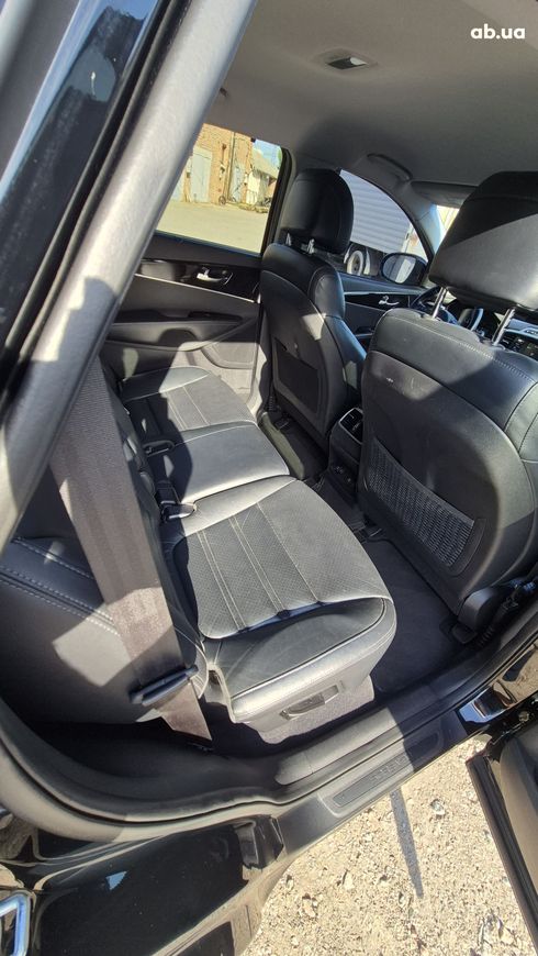 Kia Sorento 2016 черный - фото 17
