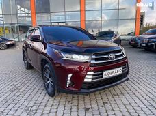 Продажа б/у Toyota Highlander 2018 года во Львове - купить на Автобазаре