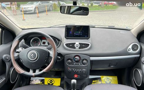 Renault Clio 2008 - фото 12