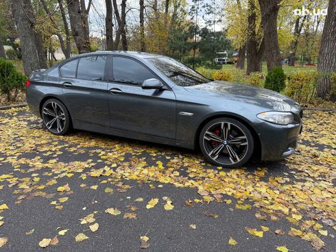 BMW 5 серия 2011 серый - фото 4