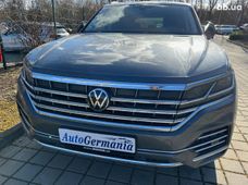 Купить кроссовер Volkswagen Touareg бу Киевская область - купить на Автобазаре