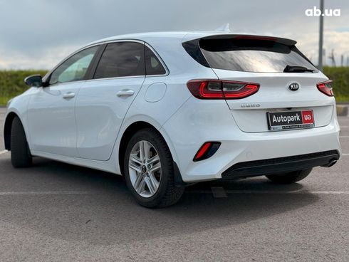 Kia Cee'd 2019 белый - фото 8