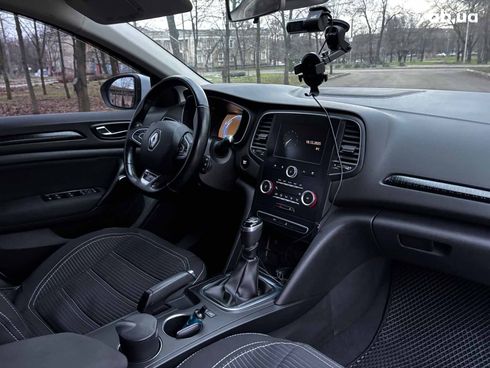 Renault Megane 2016 белый - фото 18