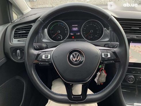 Volkswagen e-Golf 2019 - фото 19